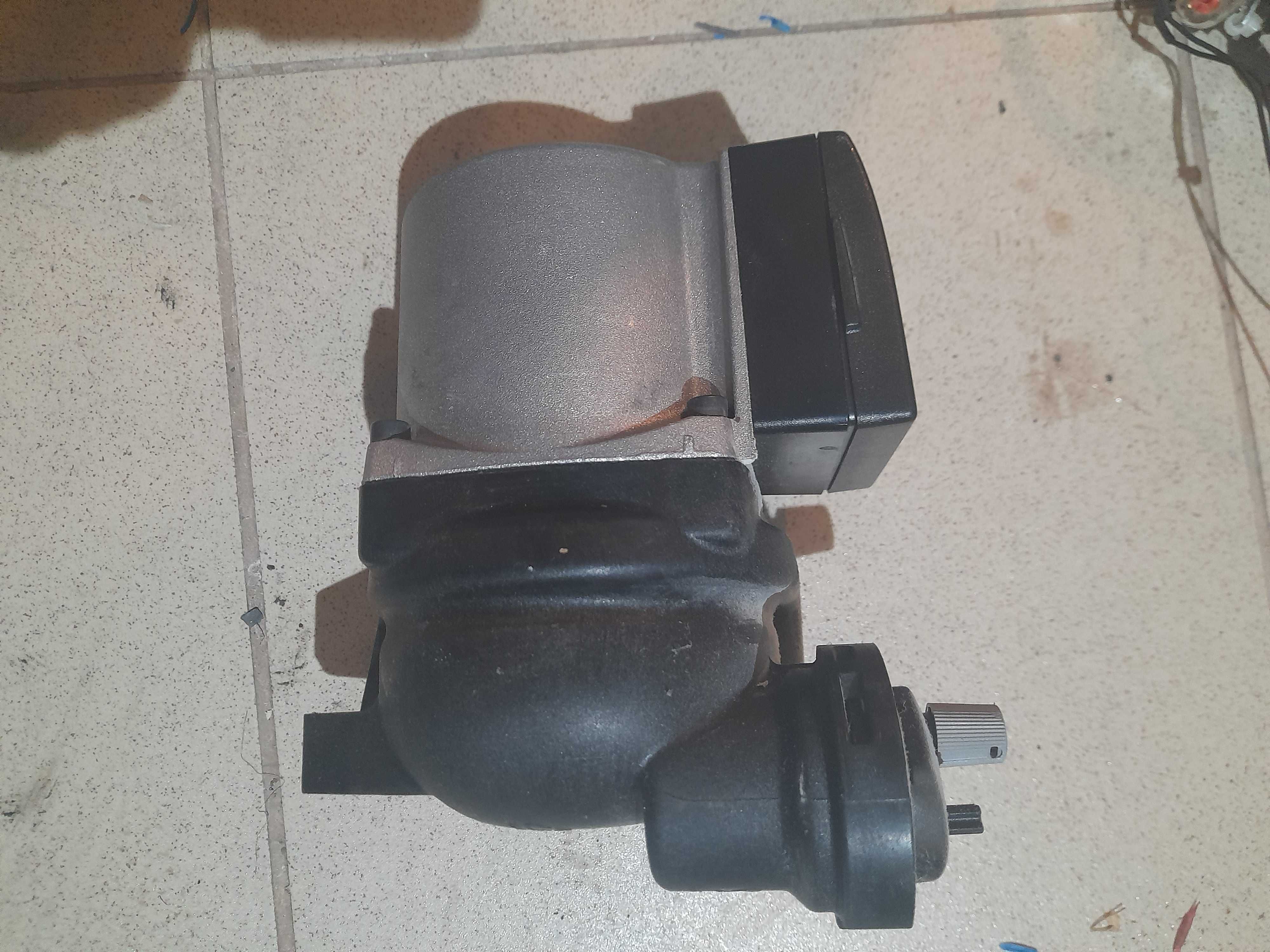 De Dietrich MS 24 MI Pompa Grunfos UPS015_ 50 75W