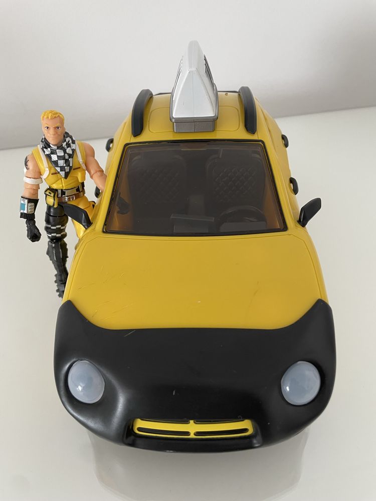 Táxi Joy Ride e Figura Fortnite