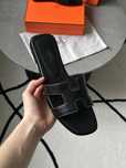 Klapki Hermes Oran black