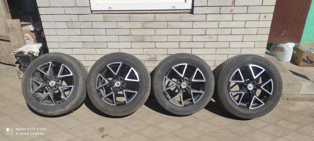 Титани шкода Октавія тур