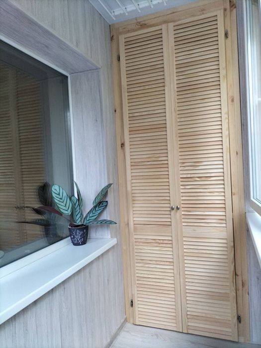 Балкон под ключ, утепления, остекление, отделка