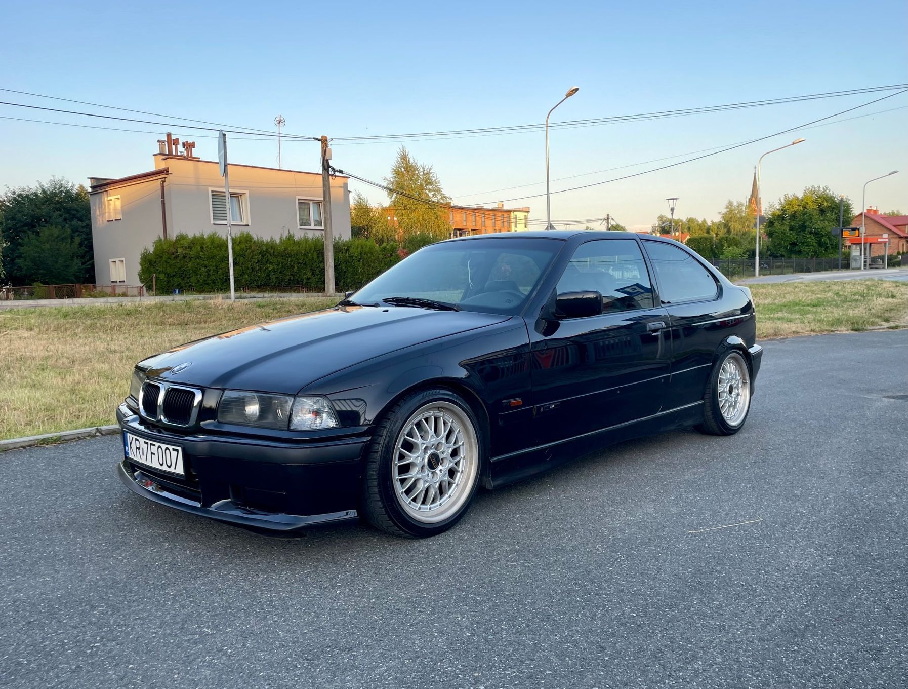 BMW Seria 3 318Ti e36 Compact Automat M pakiet Klima Gwint BBS 2tlg 1.8is
