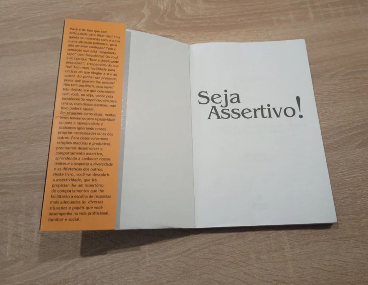 Livro "Seja Assertivo"