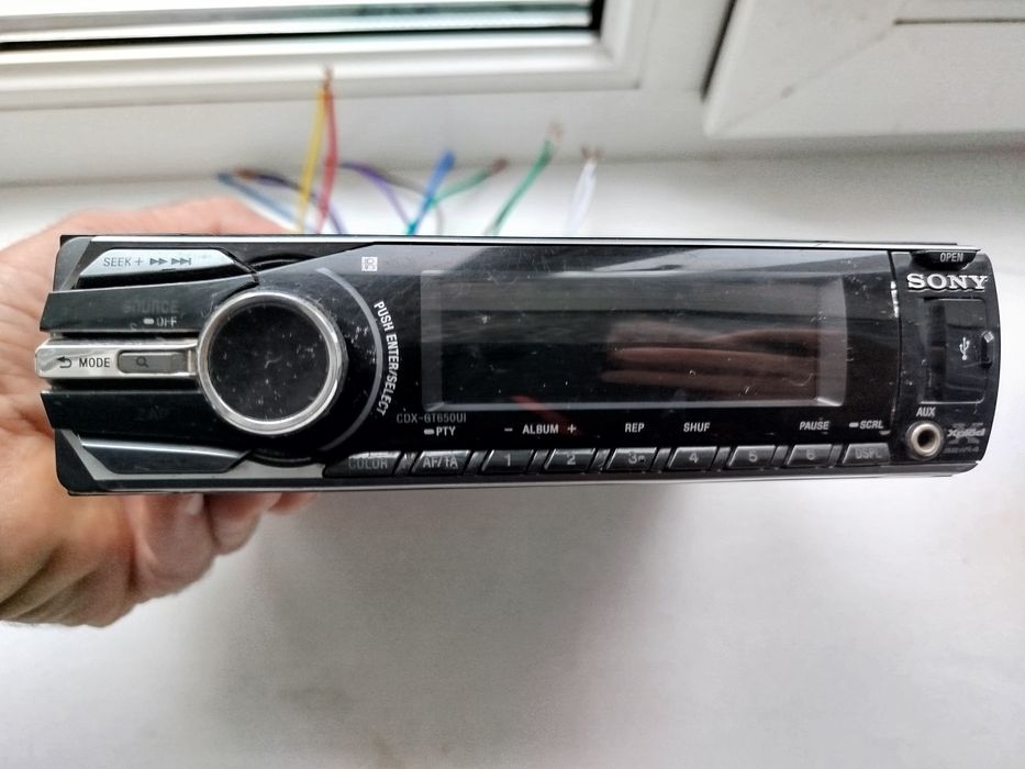 SONY CDX-GT 650 UI - дуже гарний стан
