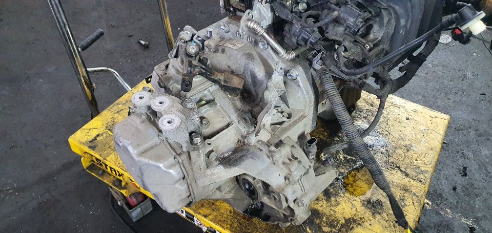 Коробка передач Ravon R4 кпп Chevrolet Cobalt 1.5 механика розборка р4