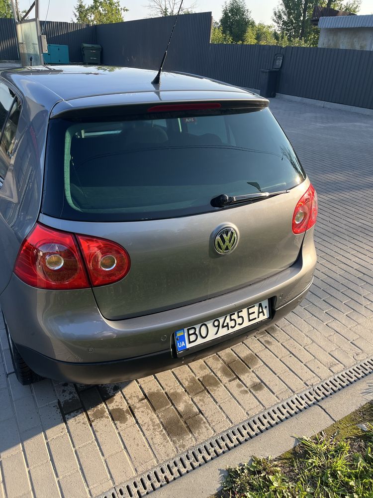 Volkswagen Golf V гольф 5 покоління 2008 рік 1.4 mpi