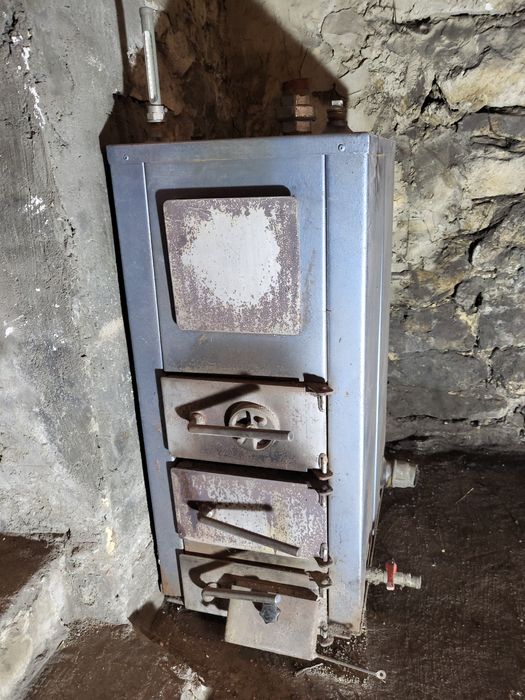 Na złom lub do użytku piec koza 17kW do kaloryferów  węgiel drewno