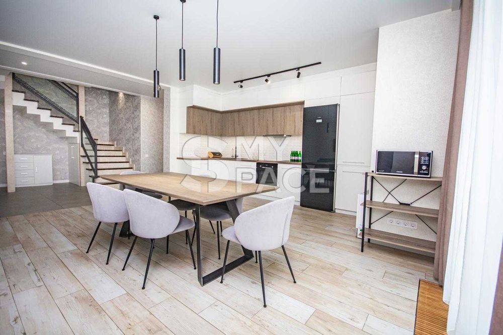 Будинок 211м2 КМ Коник Конча Заспа Столичне Шосе Лісники