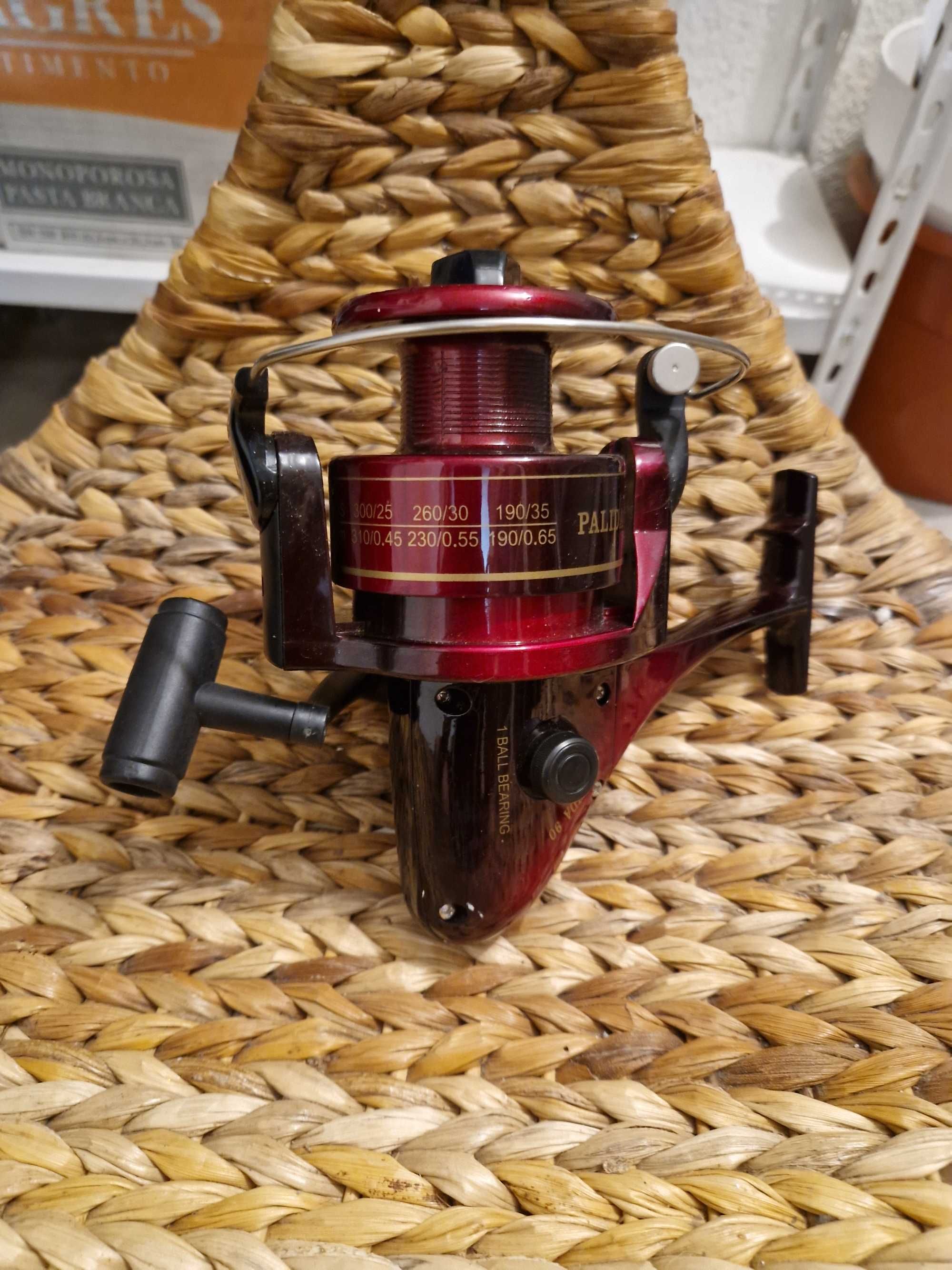Carreto pesca vermelho Palida