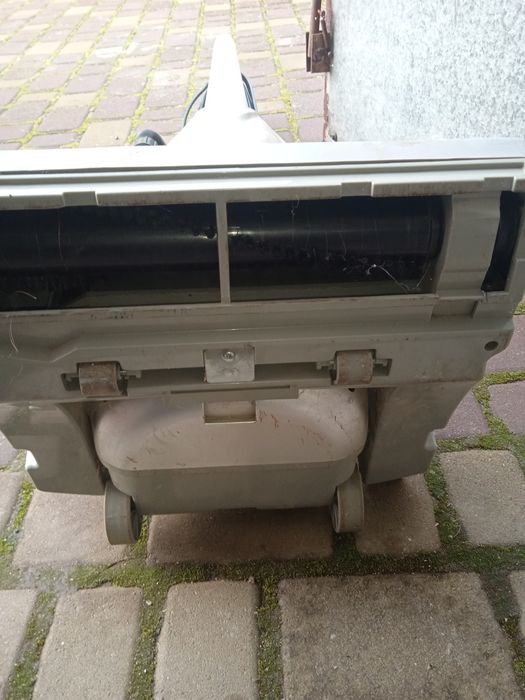 Пилосос Majestic 98 033/2