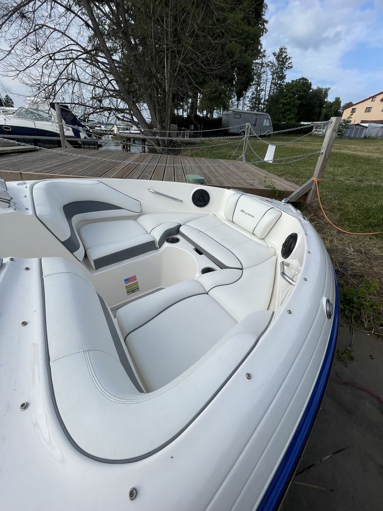 Łodz Motorowa 21 Bryant 4.3 MPI Motorowka Searay Cobalt