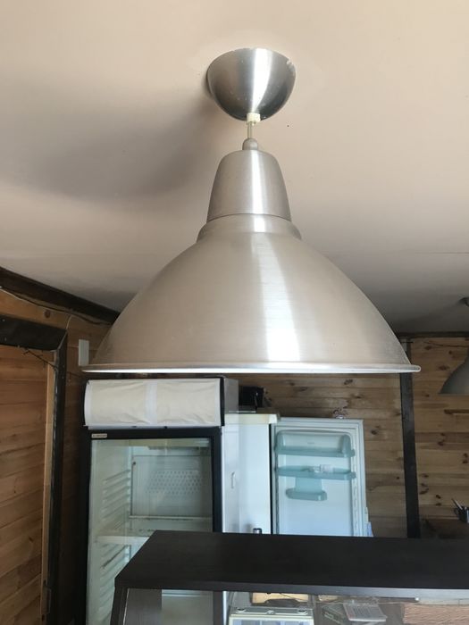 Продам потолочный светильник  3 шт. Цена за один