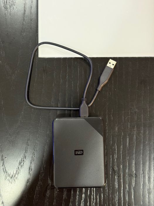 Disco externo Western Digital 5TB (sem uso)
