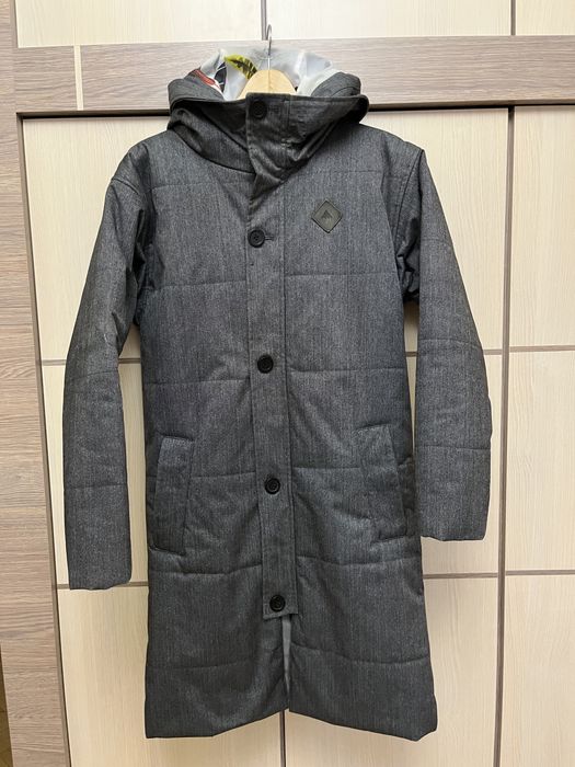 Зимнее пальто,куртка,пуховик BURTON,размер S-M