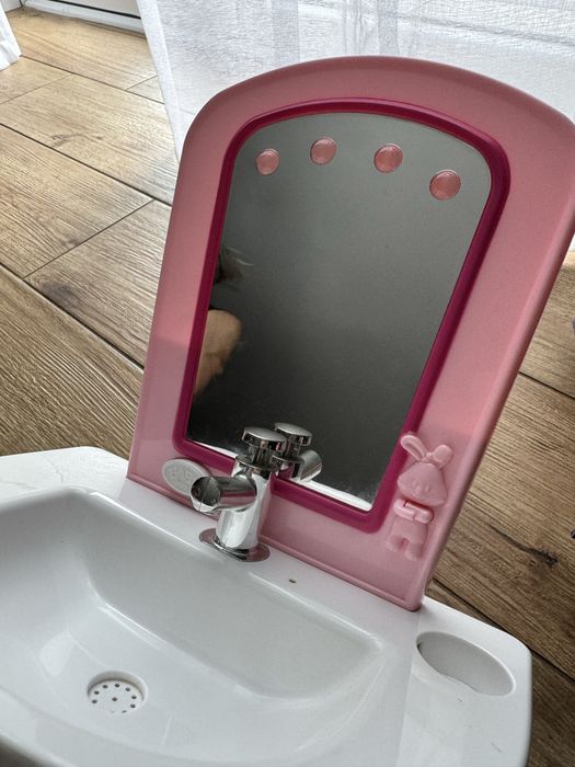 Toaletka lustro kran umywalka, świeci mebelki baby born zabawka intera