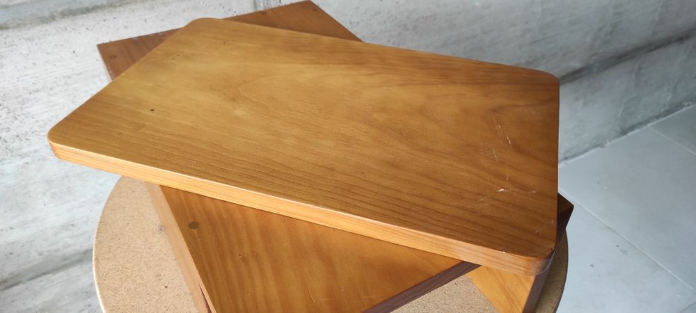 Móvel de apoio madeira maciça