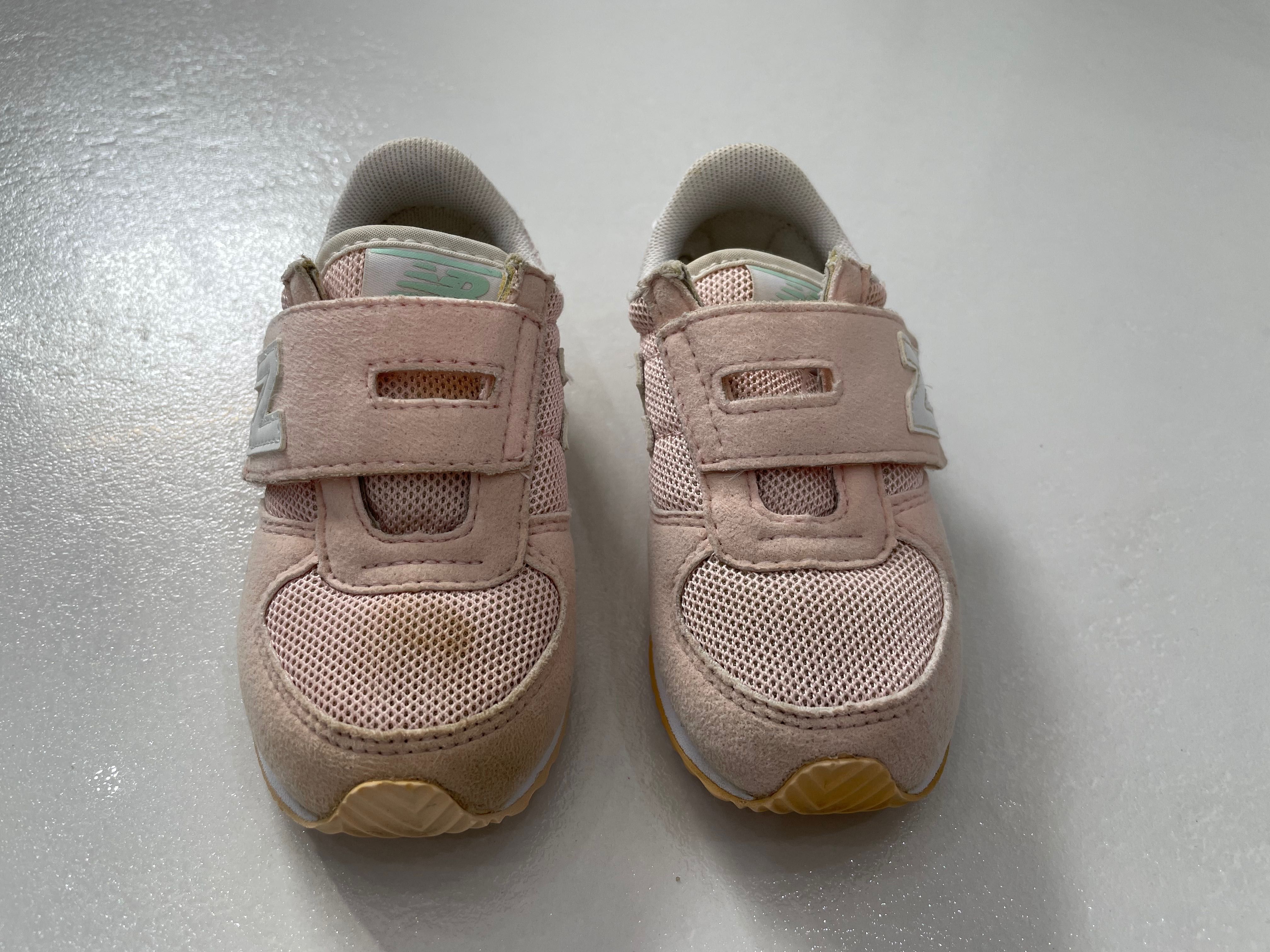 Buty New Balance rozm. 24 łososiowe pudrowy róż dziewczęce