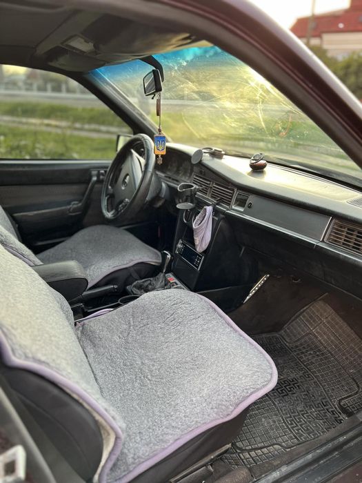 Продам Mersedes 190e
