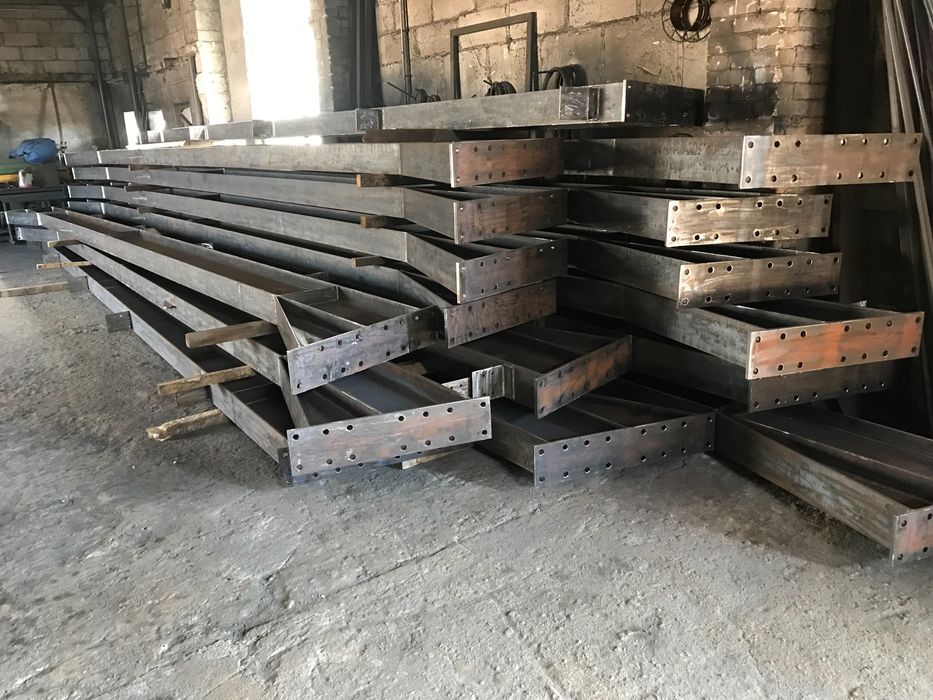 Konstrukcje stalowe hale obory magazyny 4 zł/kg