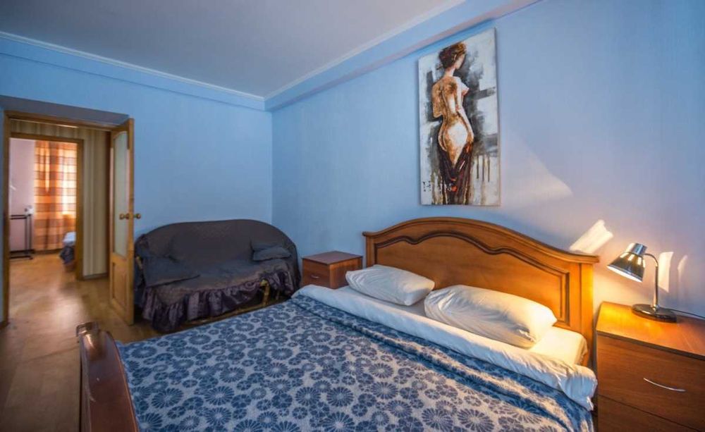 Квартира в центрі Києва вул.Бульвар Лесі Українки 2.