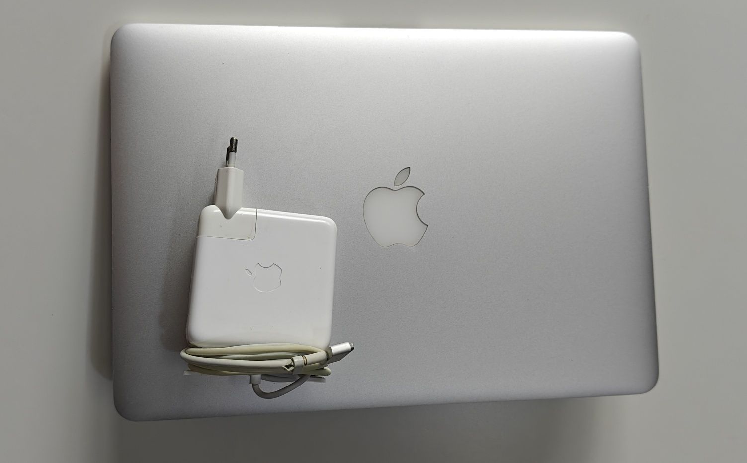 MacBook 13 2014 a1502 8/128gb