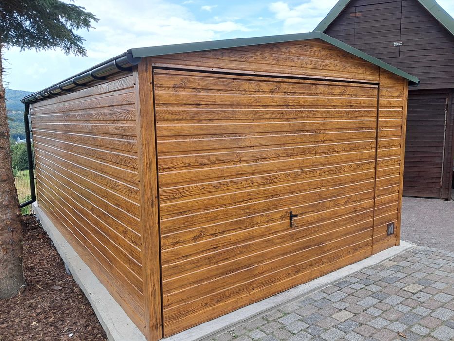 Nowoczesne Garaże Blaszane, zabudowy na kosze, wiaty śmietnikowe