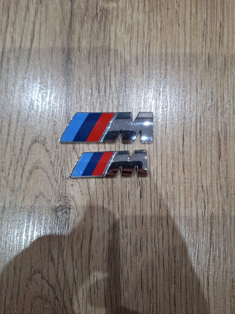 Emblemat znaczek bmw