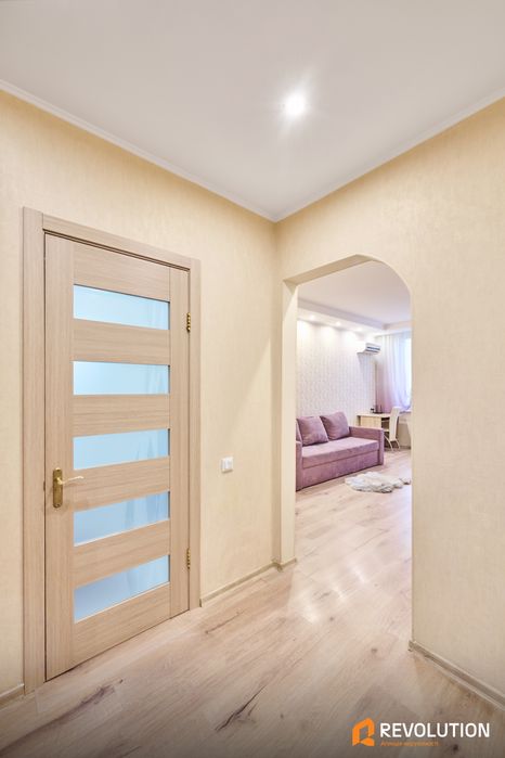 Без%, ЖК Озерний, 1-кім, Академмістечко ~25хв.