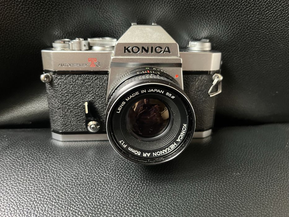Фотоапарат KONICA.