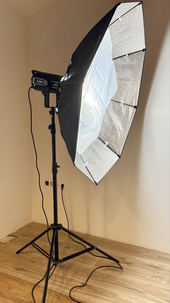 Студійне світло godox SL150+софт бокс 120см micropro+ стійка