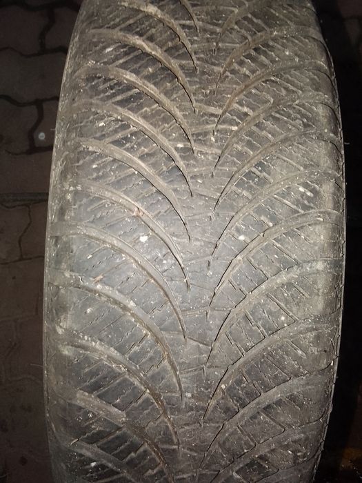 Opona wielosezonowa 185/65r15 FALKEN 2022r