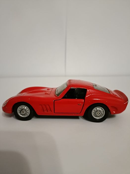 Resorak Miasto Shell Ferrari