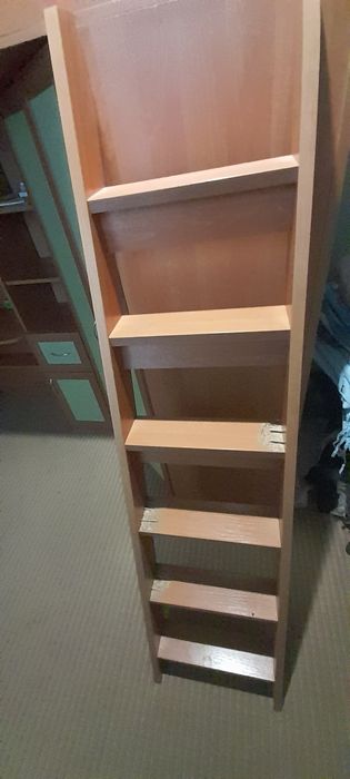 Ліжко- горище зі столом і шафою. Кровать чердак.