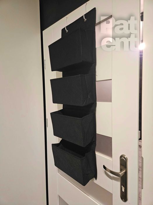 Wiszący organizer do powieszenia z 4 kieszeniami na drzwi czarny