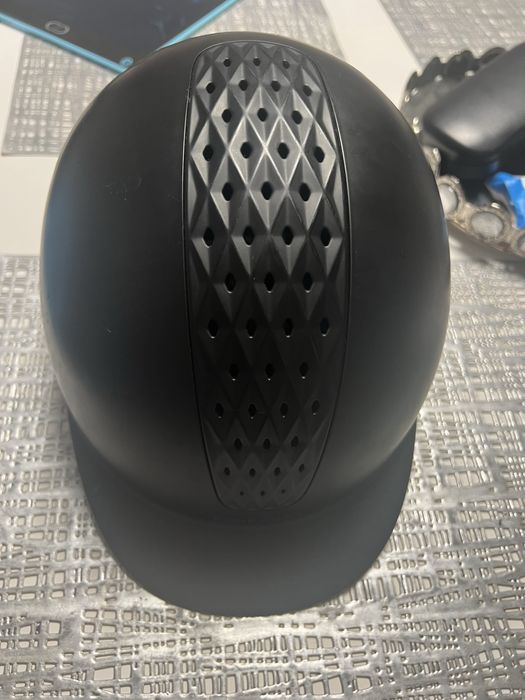 Kask jezdziecki dla dzieci i doroslych 520 fougaza 55cm