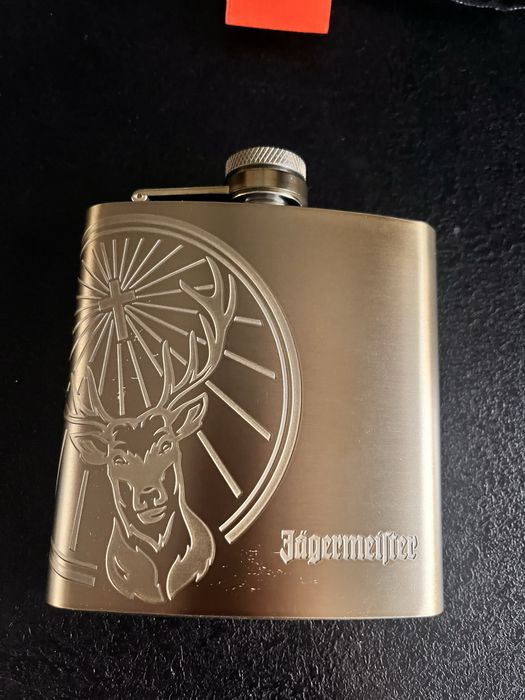 Piersiówka Jagermeister nowa