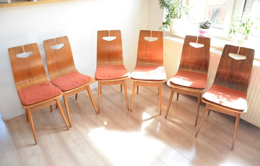 Stół i krzesła typ 1329 - Rajmund Teofil Hałas - poduszki - rarytas