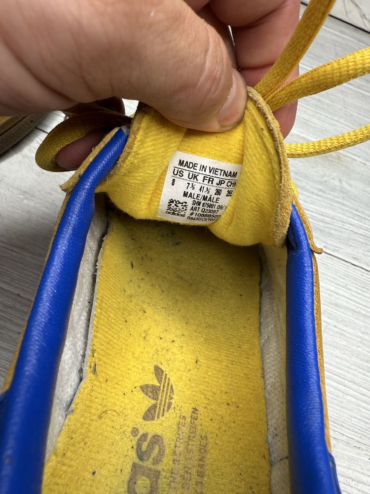 Мужские кроссовки adidas spezial 41.5р
