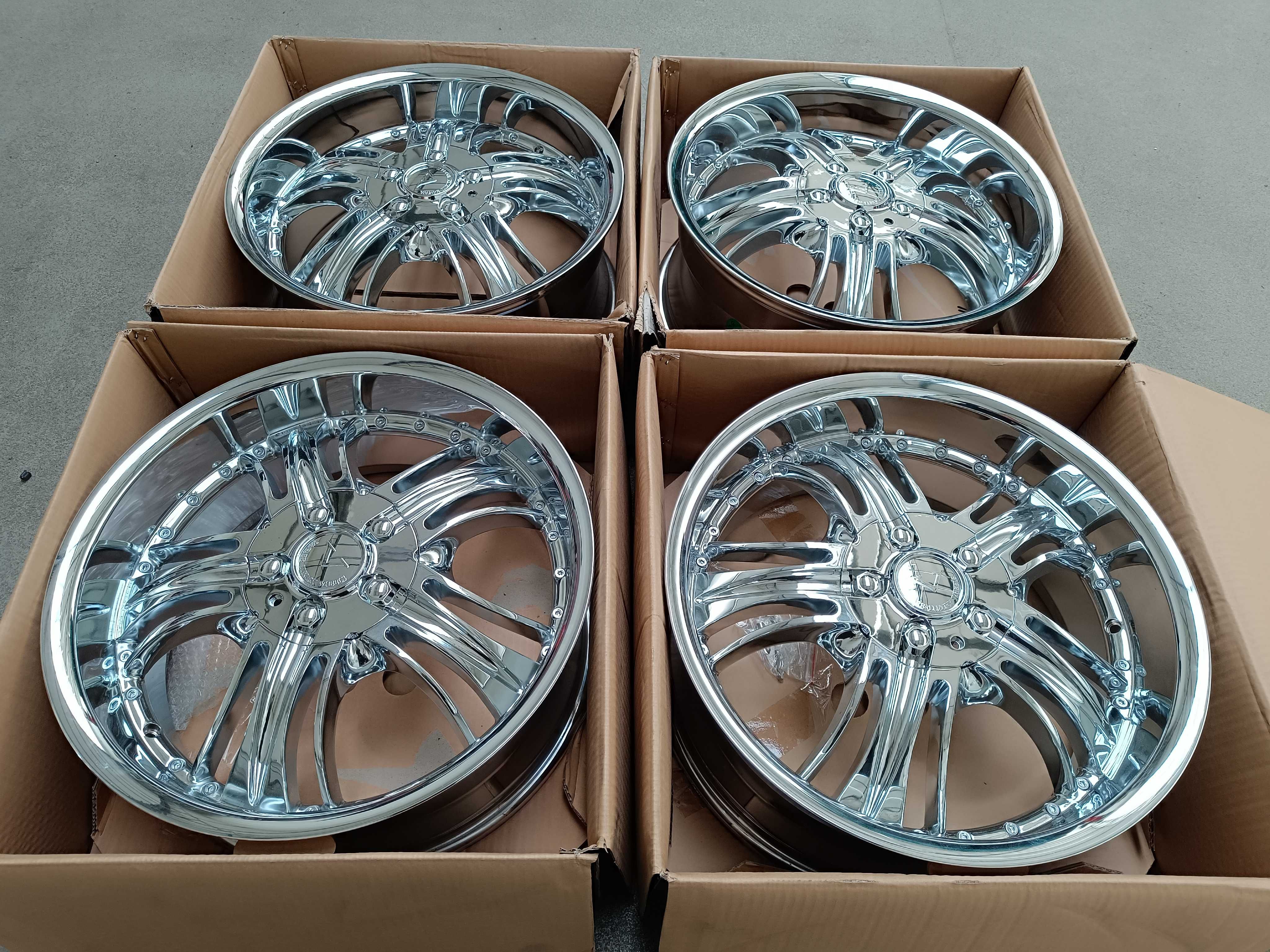 Felgi Aluminiowe Nowe  8,5x20 6x132 6x127