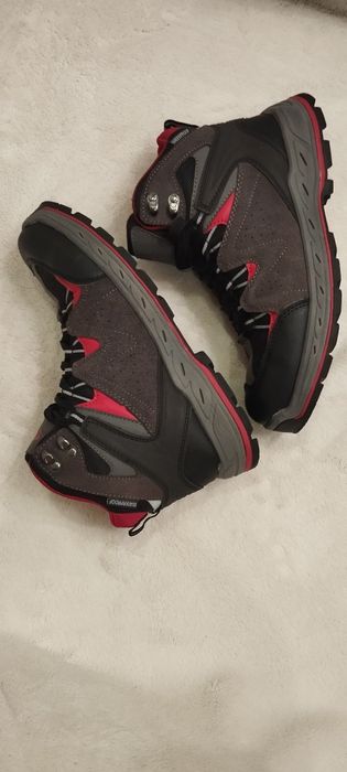 Трекінгові черевики 40р, осінь- зима