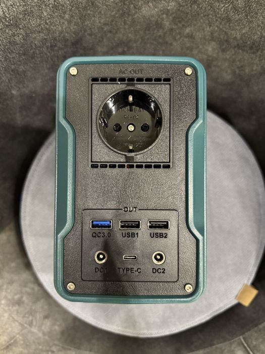 Зарядна станція Konner Sohnen KS 200PS