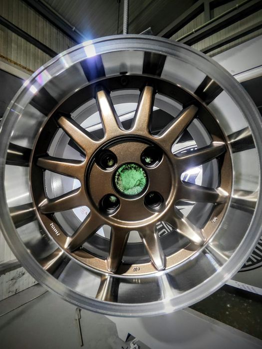 Toczenie Felg CNC diamond malowanie proszkowe dwa kolory prostowanie