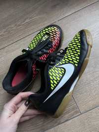 Футзалки Nike 38 размер