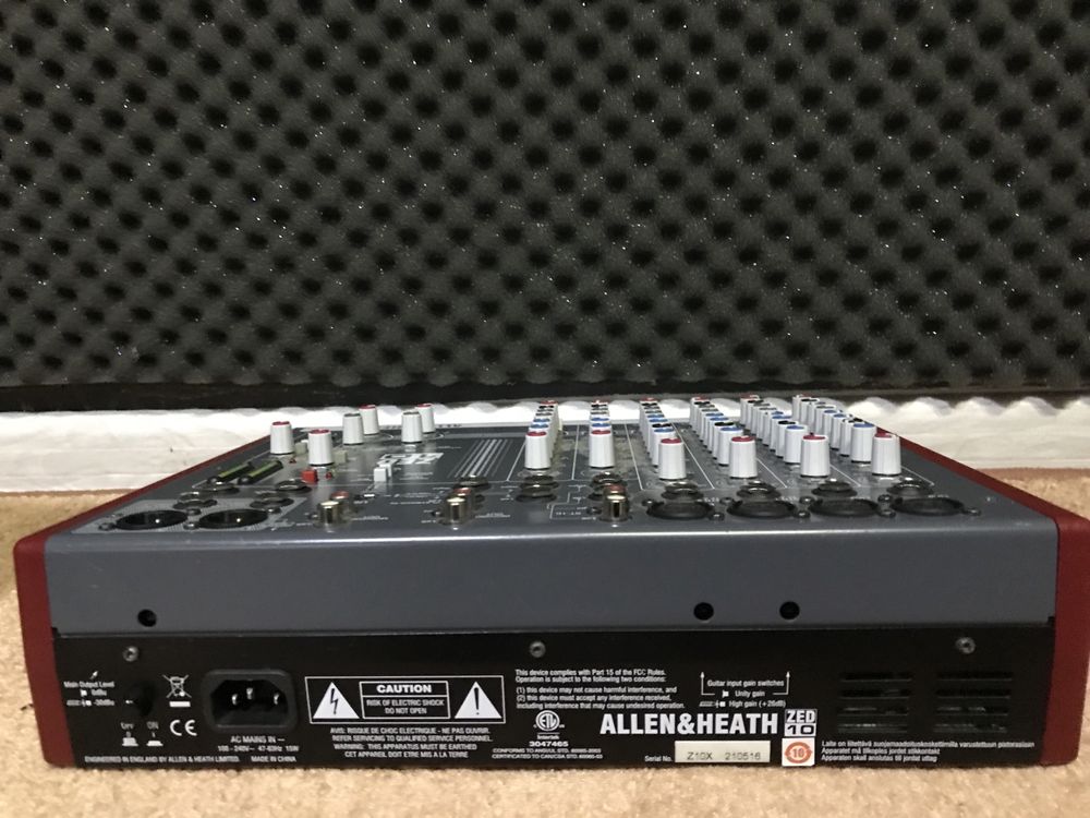 Mixer allen&heath zed10