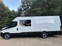 Iveco brygadówka 7os 35S15  IVECO Furgon Brygadówka 7-osobowa – 2015 r.