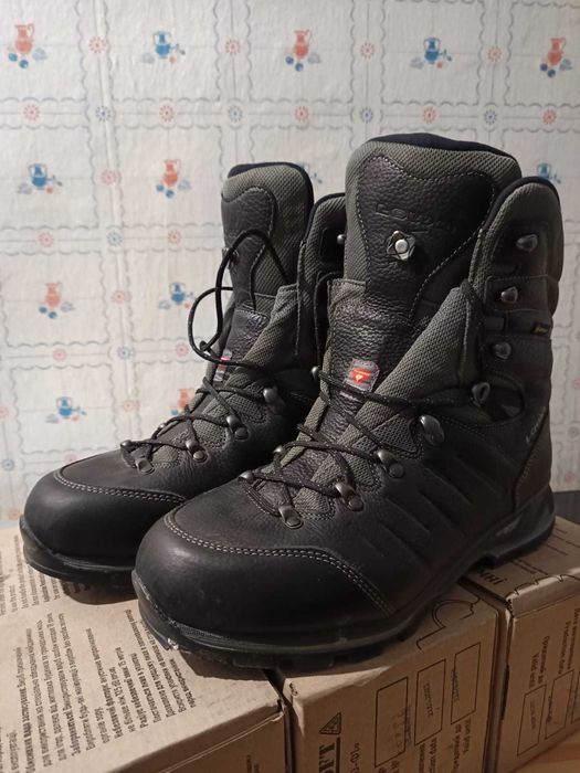 Берци LOWA Yukon Ice II GTX Black 43.5 ЛОВА ОРИГІНАЛ