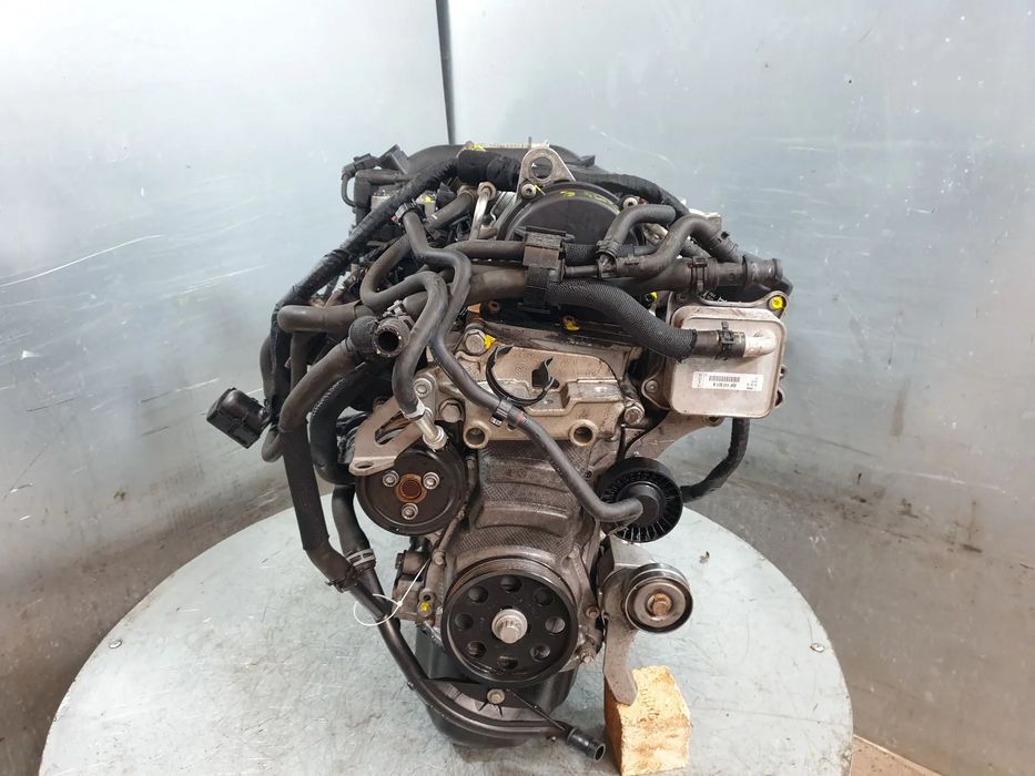Motor completo VOLKSWAGEN Golf VI (5K1)
