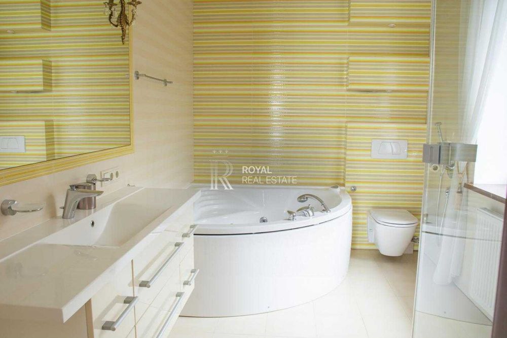 Аренда дома 327м2 КГ Солнечная Долина Романков 11 соток бассейн