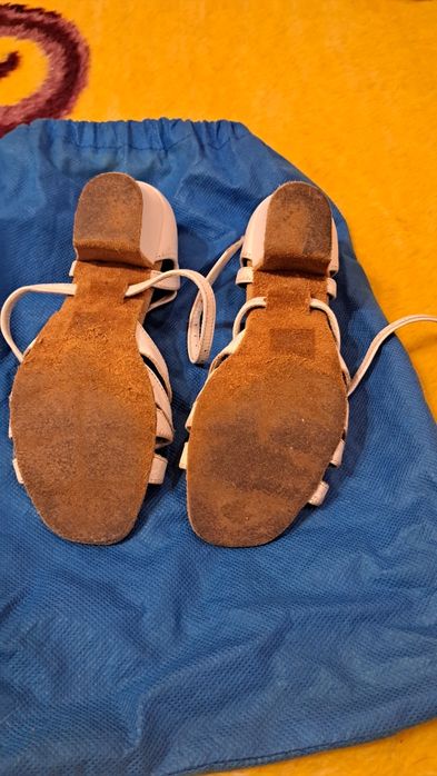 Танцювальні туфлі