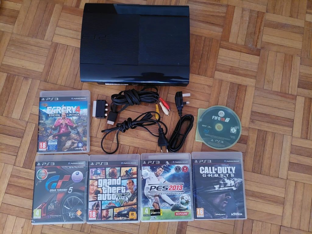 Sony PlayStation 3 Slim Preta 256GB + 6 jogos